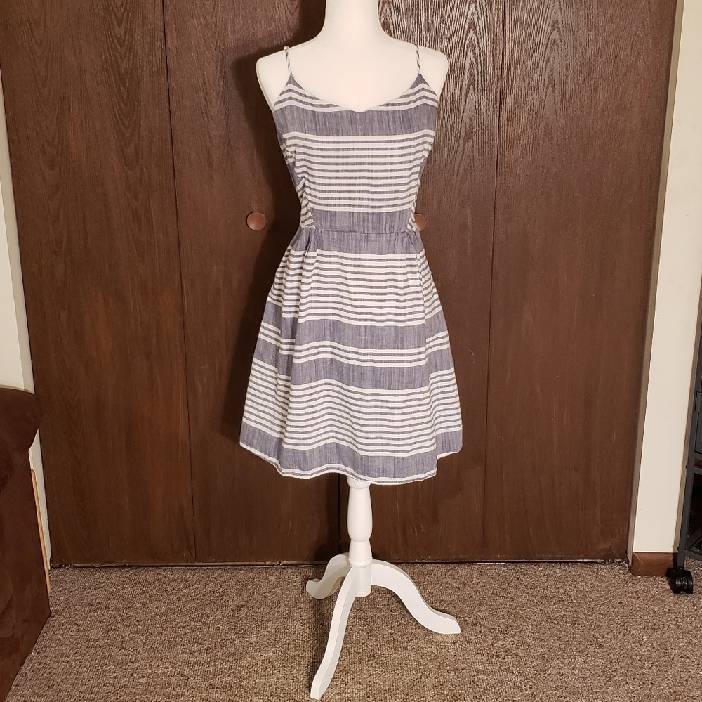 Old Navy dress